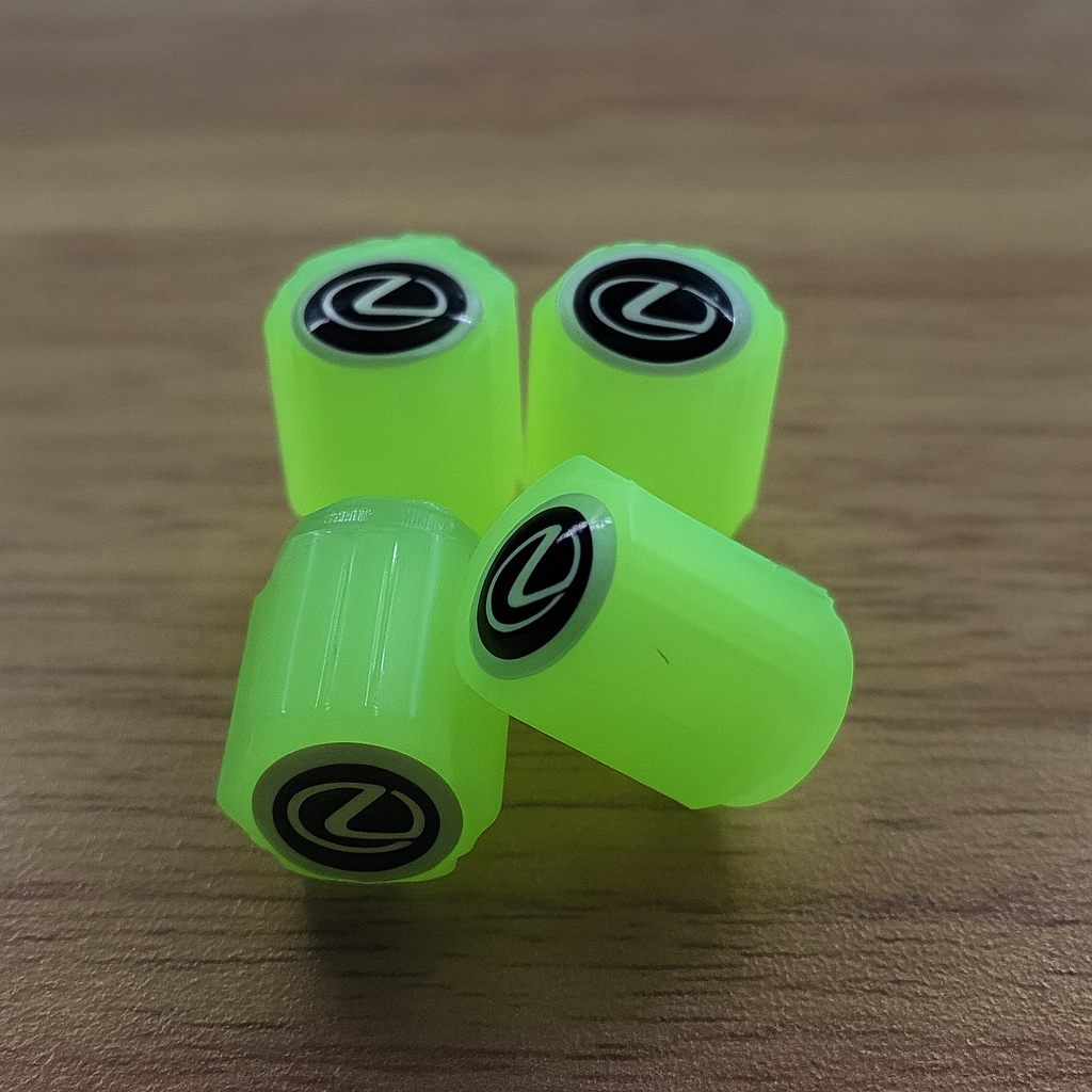 Set 4 Capace Roti Fosforescente cu Sigla