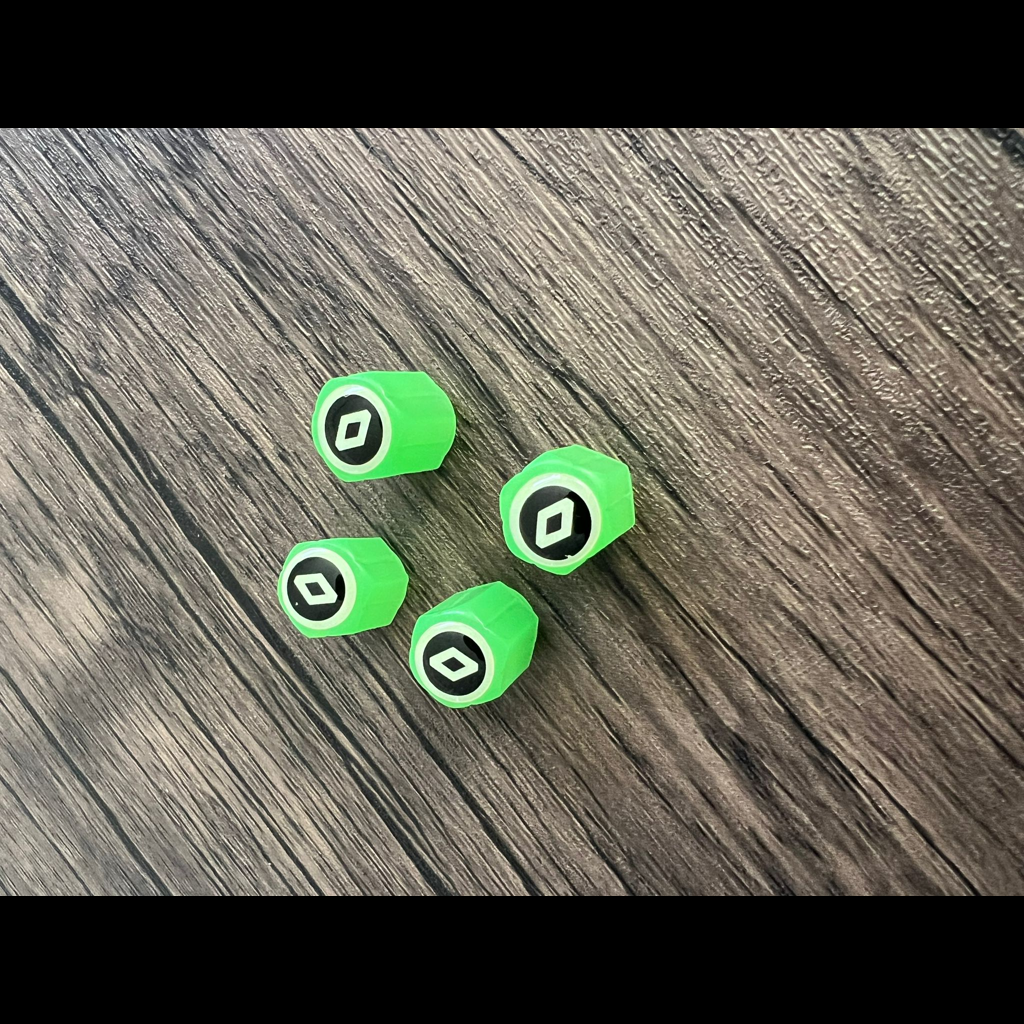 Set 4 Capace Roti Fosforescente cu Sigla